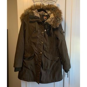 1 Madison Faux Fur Green Park NWT